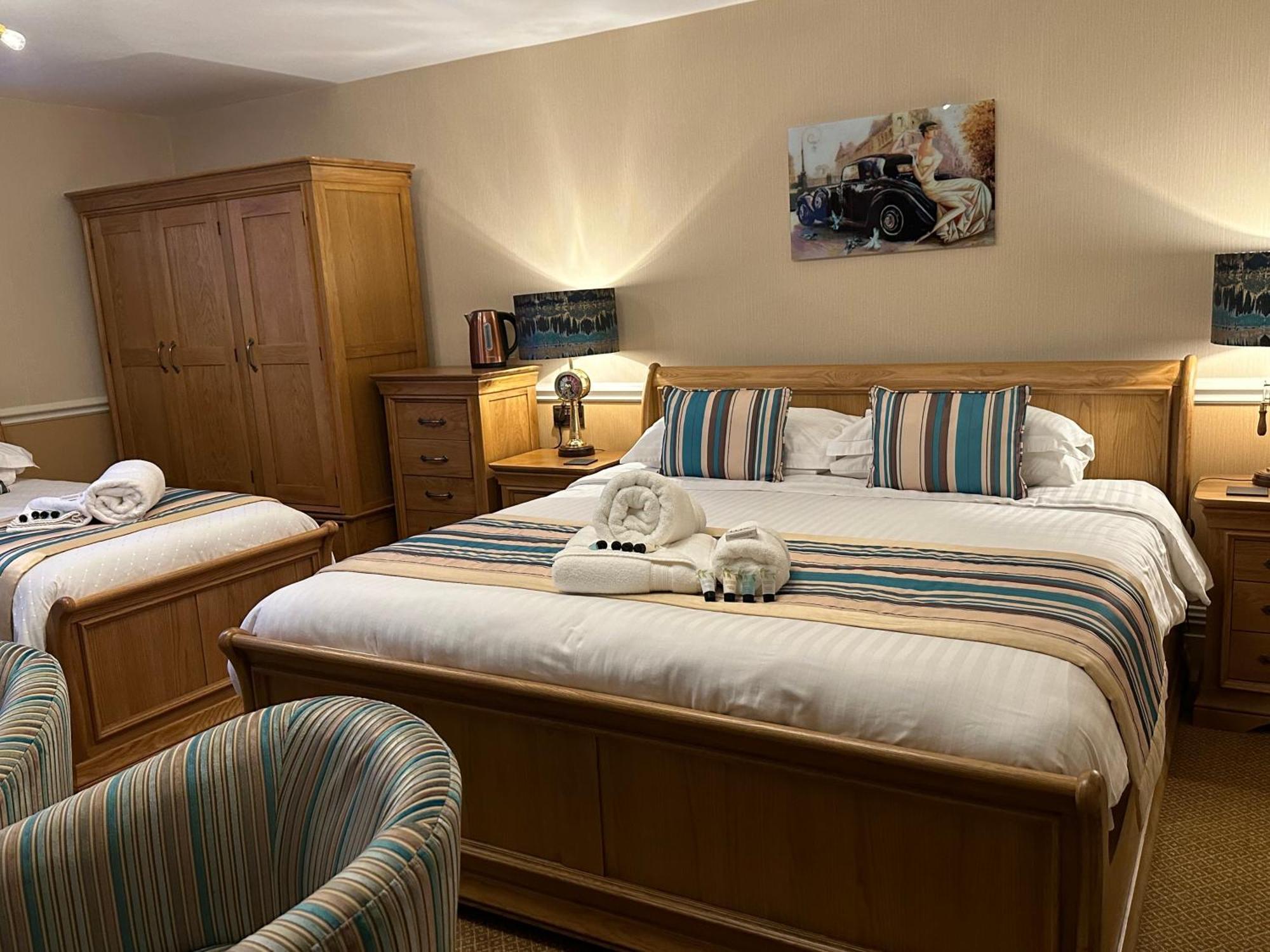 Chester House Guest House Exterior foto A bedroom at the hotel